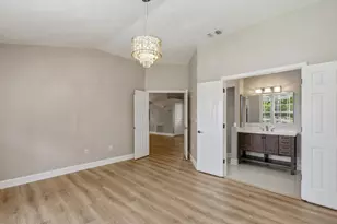 3650 Kent Dr, Naples, FL 34112 - Photo 6