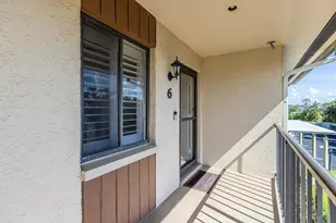 801 W Elkcam Cir, Marco Island, FL 34145 - Photo 22