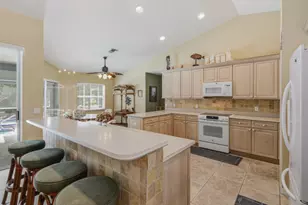 211 S Bahama Ave, Marco Island, FL 34145 - Photo 4