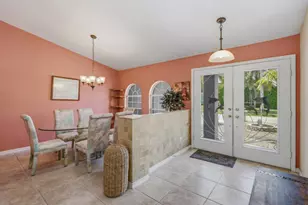 211 S Bahama Ave, Marco Island, FL 34145 - Photo 2