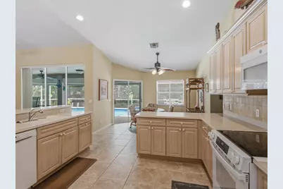 211 S Bahama Avenue, Marco Island, FL 34145 - Photo 6