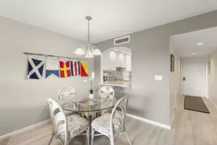 750 W Elkcam Cir, Marco Island, FL 34145 - Photo 14