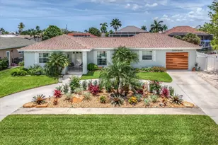 1170 Martinique Ct, Marco Island, FL 34145 - Photo 1