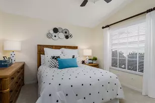 6658 Castlelawn Pl, Naples, FL 34113 - Photo 24