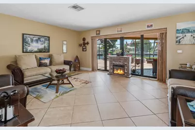 197 Gulfport Court, Marco Island, FL 34145 - Photo 4