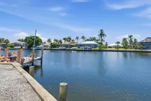 197 Gulfport Ct, Marco Island, FL 34145 - Photo 32