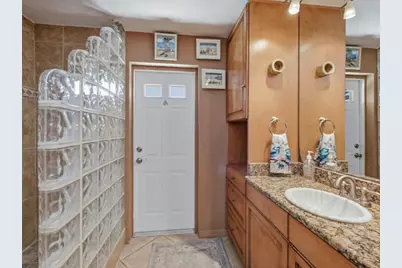 197 Gulfport Court, Marco Island, FL 34145 - Photo 14