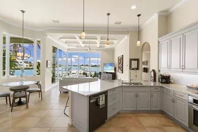 1056 Fieldstone Drive, Marco Island, FL 34145 - Photo 18