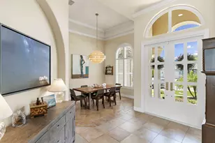 1056 Fieldstone Dr, Marco Island, FL 34145 - Photo 4