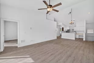 25058 Peacock Ln, Naples, FL 34114 - Photo 2