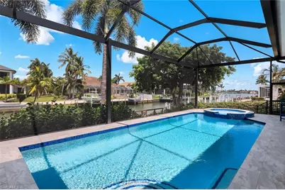 511 Alameda Court, Marco Island, FL 34145 - Photo 4