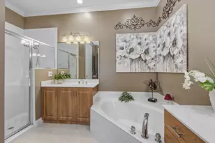 9243 Tesoro Ln, Naples, FL 34114 - Photo 12