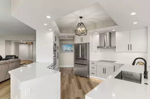 1060 Borghese Ln, Naples, FL 34114 - Photo 10