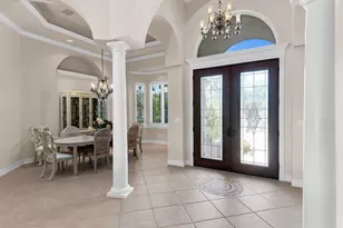 486 Clifton Ct, Marco Island, FL 34145 - Photo 4