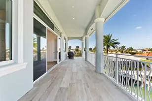 1070 Dana Ct, Marco Island, FL 34145 - Photo 14