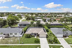 1489 Bermuda Rd, Marco Island, FL 34145 - Photo 32