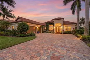 3266 Runaway Ln, Naples, FL 34114 - Photo 2