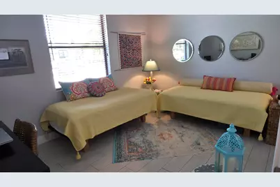 111 S Bahama Avenue, Marco Island, FL 34145 - Photo 20