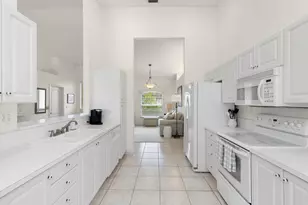 949 Spruce Ave, Marco Island, FL 34145 - Photo 10