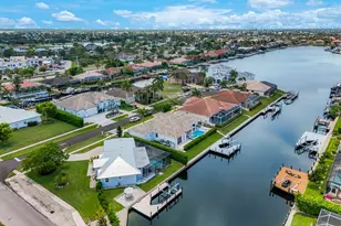 398 Wales Ct, Marco Island, FL 34145 - Photo 28