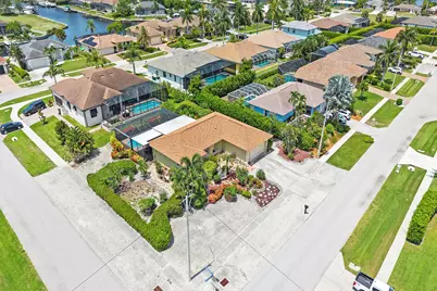 1485 Honeysuckle Avenue, Marco Island, FL 34145 - Photo 4