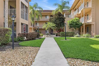 1075 Foxfire Lane #103, Naples, FL 34104 - Photo 18