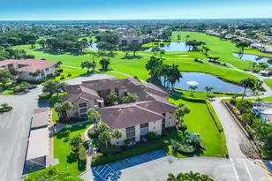 1075 Foxfire Ln, Naples, FL 34104 - Photo 28
