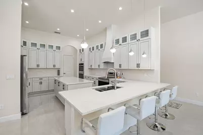 379 25th Street NW, Naples, FL 34120 - Photo 8