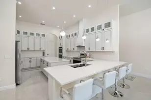 379 25th St NW, Naples, FL 34120 - Photo 8
