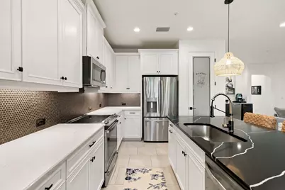 2567 Seychelles Drive #207, Naples, FL 34112 - Photo 4
