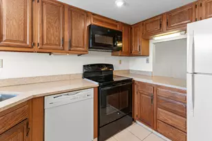 21 High Point Cir E, Naples, FL 34103 - Photo 12