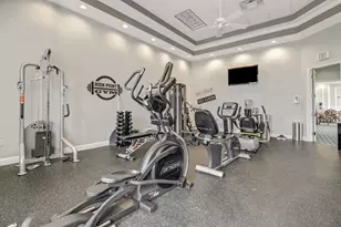 21 High Point Cir E, Naples, FL 34103 - Photo 40