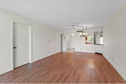 21 High Point Circle E #305, Naples, FL 34103 - Photo 8