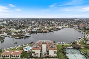 601 Seaview Ct, Marco Island, FL 34145 - Photo 2