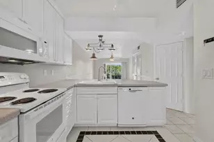 1385 Mainsail Dr, Naples, FL 34114 - Photo 10