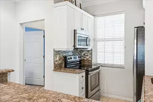 140 Palm St, Marco Island, FL 34145 - Photo 6