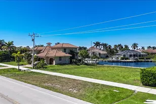 1972 San Marco Rd, Marco Island, FL 34145 - Photo 1