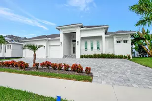 768 Amazon Ct, Marco Island, FL 34145 - Photo 2