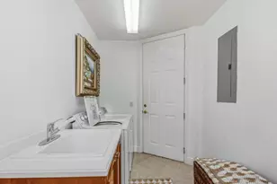 9255 Museo Cir, Naples, FL 34114 - Photo 16