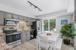 2060 Sheffield Ave, Marco Island, FL 34145 - Photo 4
