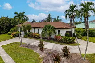 190 Dan River Ct, Marco Island, FL 34145 - Photo 4