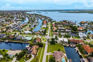 190 Dan River Ct, Marco Island, FL 34145 - Photo 36