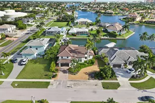 1281 Aruba Ct, Marco Island, FL 34145 - Photo 56