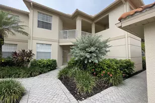 3965 Bishopwood E, Naples, FL 34114 - Photo 2