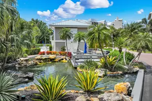 828 Hideaway E, Marco Island, FL 34145 - Photo 4
