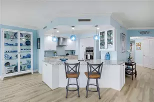 1060 Borghese Ln, Naples, FL 34114 - Photo 10