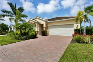 259 Tamarindo Ln, Naples, FL 34114 - Photo 2