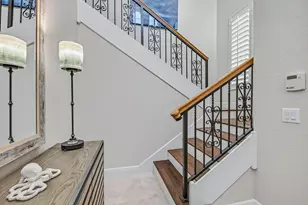 3053 Aviamar Cir, Naples, FL 34114 - Photo 4