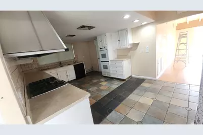 514 Antilles Court, Marco Island, FL 34145 - Photo 14