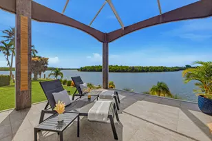 124 Stillwater Ct, Marco Island, FL 34145 - Photo 4